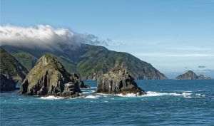 Deriva geopolitică: insulele, o atracţie - din Grecia în Groenlanda